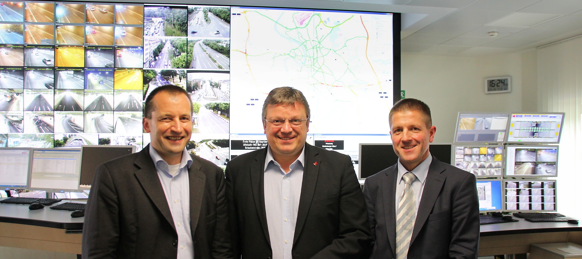 Das Fahren sicherer, effizienter und umweltschonender machen: Andreas Rimkus MdB besuchte die Tunnel- und Verkehrsleitzentrale Düsseldorf und informierte sich vor Ort über die Umsetzung des Bundesprogrammes UR:BAN