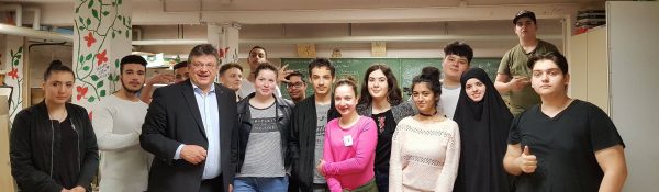 Im Austausch mit der Jugend: Andreas Rimkus zu Besuch an Düsseldorfer Schulen