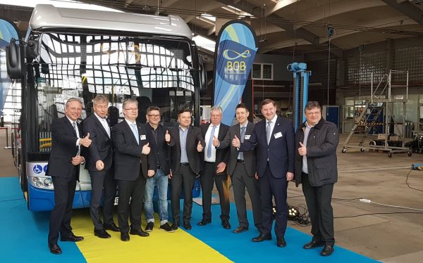 In Solingen ist ab sofort "BOB" im Einsatz! Andreas Rimkus gratuliert der Stadt Solingen zur emissionsfreien Weiterentwicklung ihrer ÖPNV-Busflotte