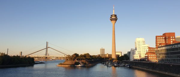 Fast 1 Milliarde Euro in 2020: Förderkredite der KfW-Bank für Projekte und Maßnahmen in Düsseldorf auf Höchstniveau